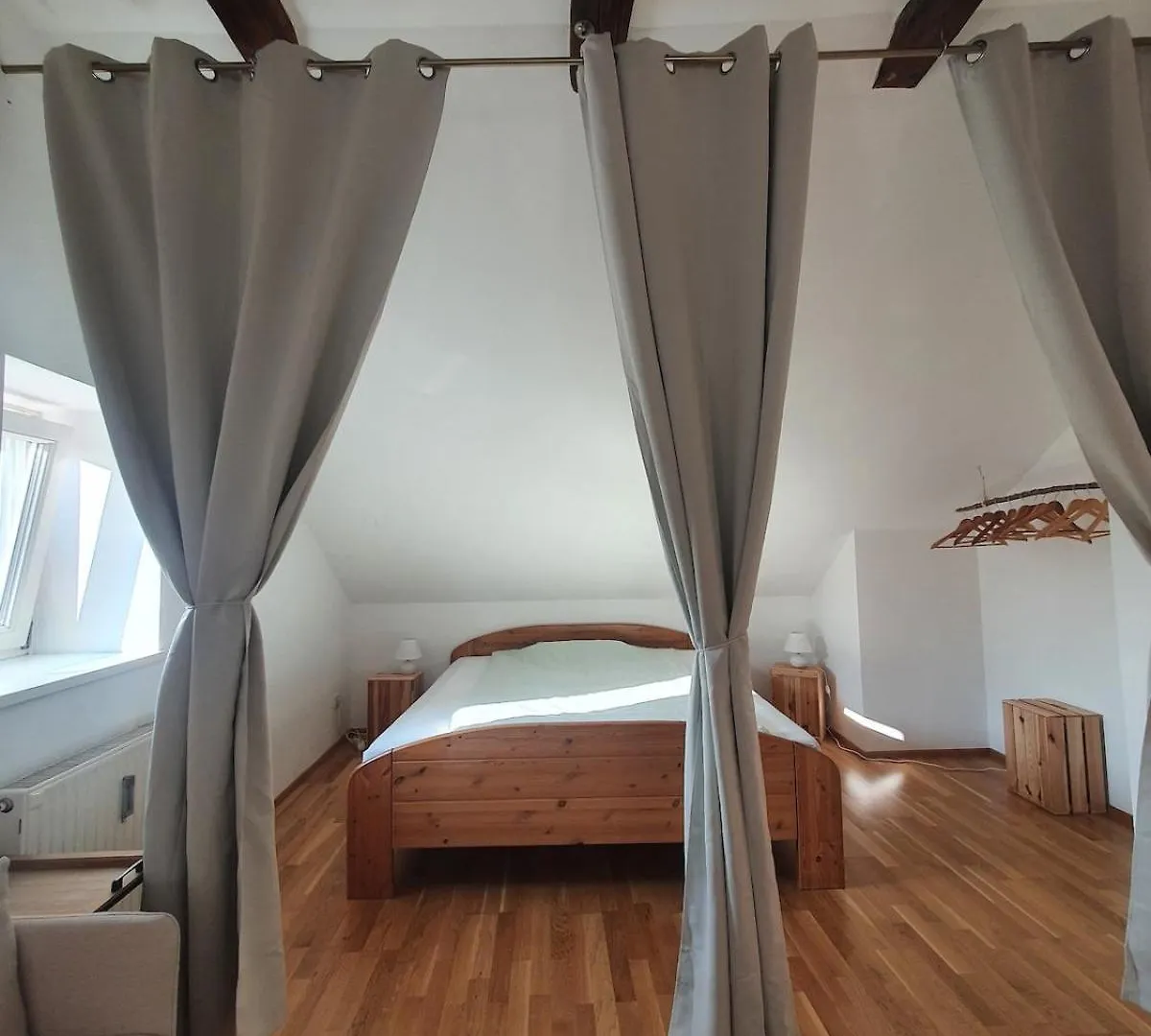 شقة Altbau Wohnung Mitten In غراتس النمسا